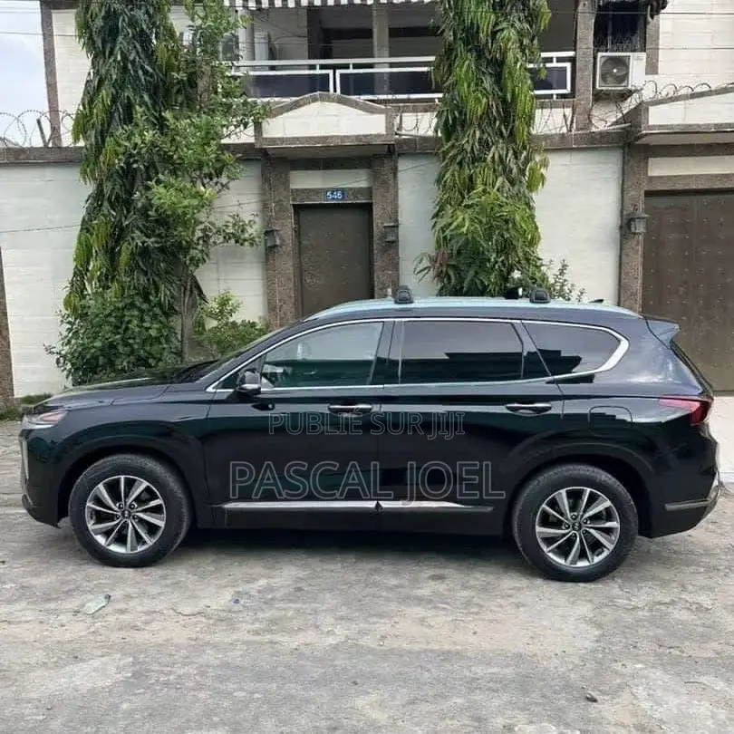 Hyundai Santa Fe 2021 Black