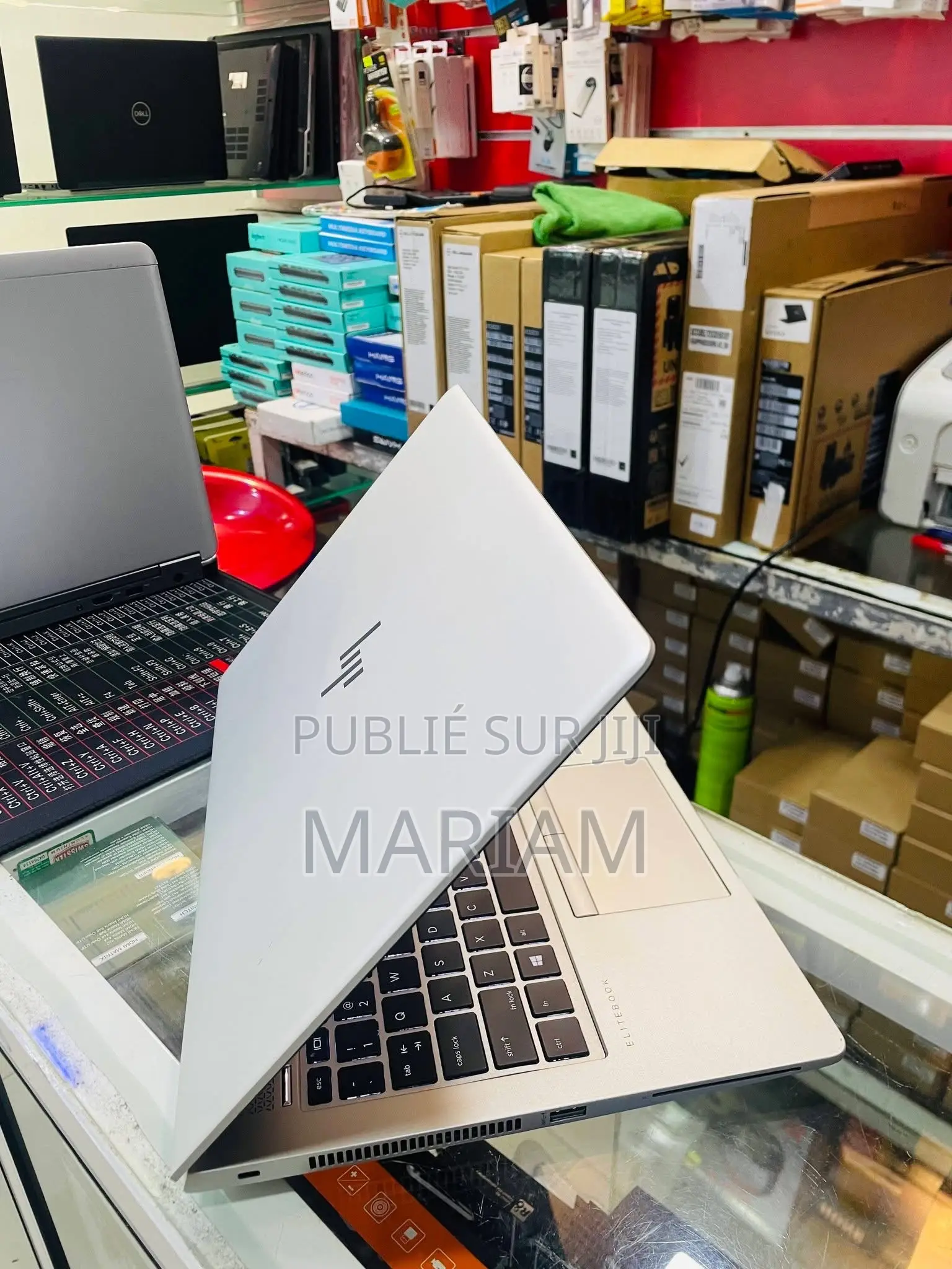 New Ordinateur Portable HP EliteBook 840 G5 8GB Intel Core I5 SSD 256GB