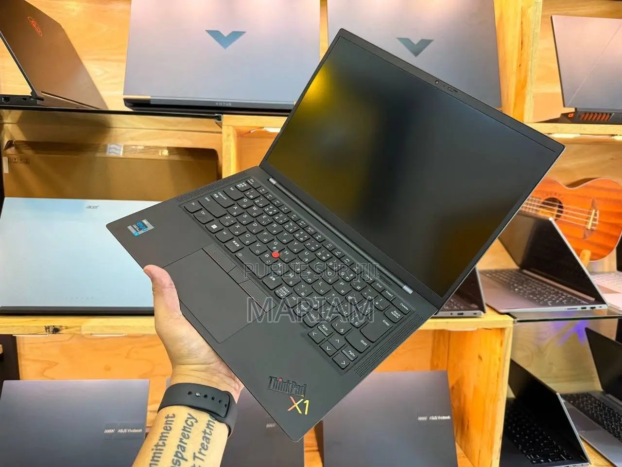 New Lenovo ThinkPad X1 Carbon 8GB Intel Core I5 SSD 256GB