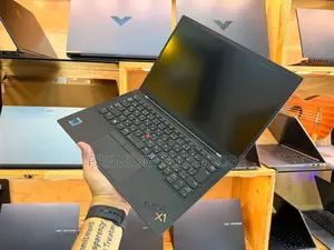 Neuf Lenovo ThinkPad X1 Carbon 8GB Intel Core I5 SSD 256GB