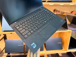 Neuf Lenovo ThinkPad X1 Carbon 8GB Intel Core I5 SSD 256GB