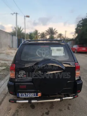 Toyota RAV4 Automatic 2003 Black
