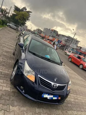 Toyota Avensis 2.0 Advanced Automatic 2010 Blue