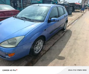 Photo - Ford Focus 2002 Blue