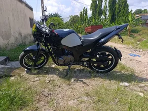 Photo - Suzuki GS 2004 Black