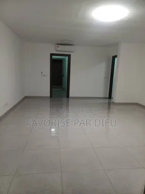 3chbre Maison de ville / Terrasse dans Grand-Bassam à Louer