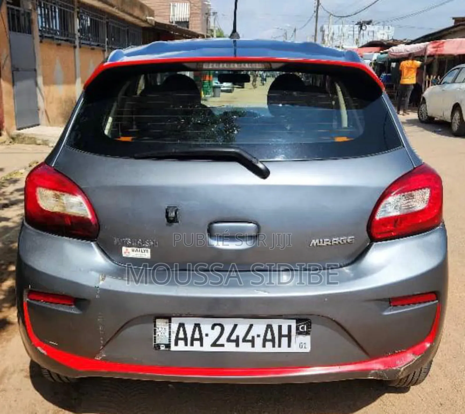 Mitsubishi Mirage DE 4dr Hatchback (1.2L 3cyl 5M) 2014 Gris