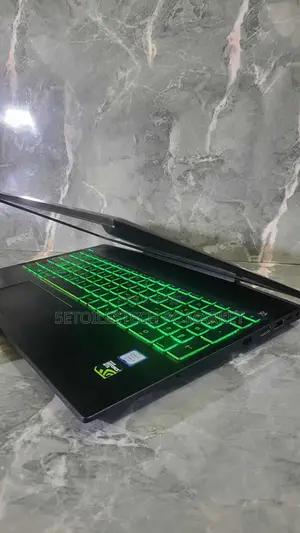 New HP Pavilion Gaming Laptop 15-Dk2xxx 16GB Intel Core I5 SSD 512GB