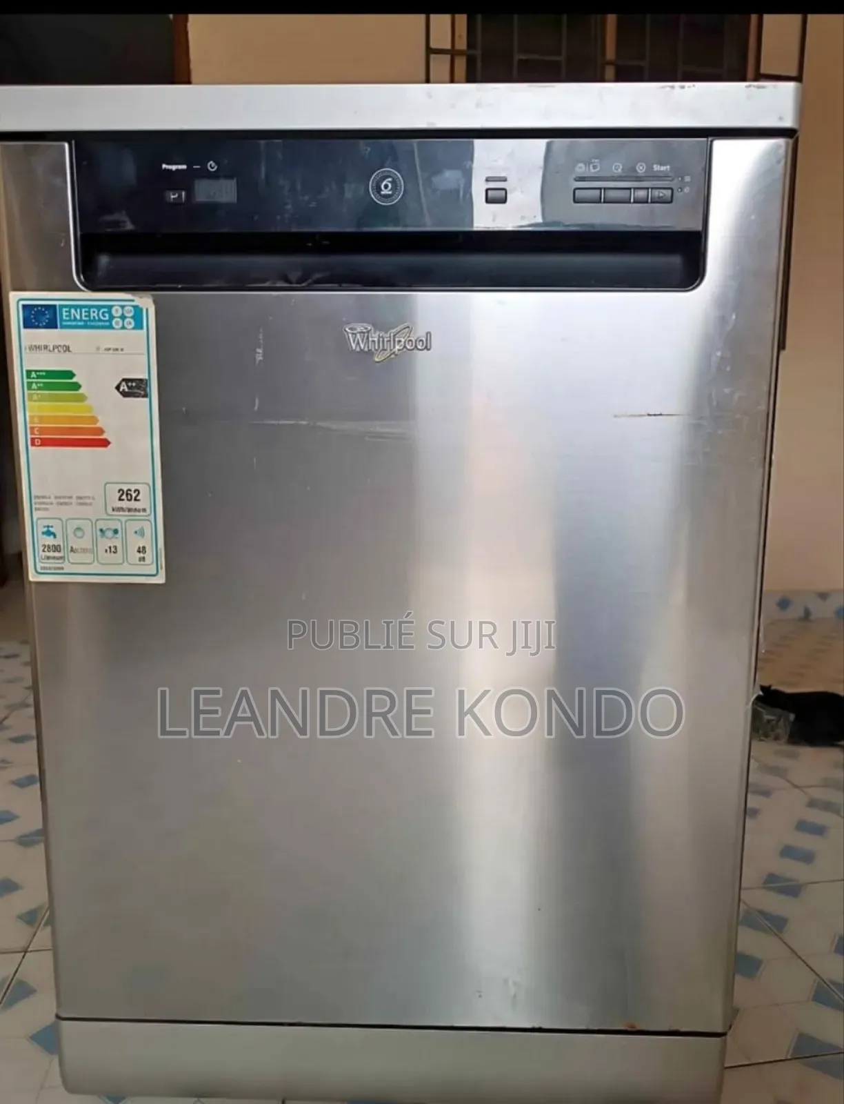 Machine a Fait La Vaisselle ( Machine Pour Laver Assiette )