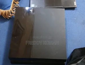 Photo - Ps4 Fat Non Craqué 1 Cd + 2 Manettes Casque Gamer