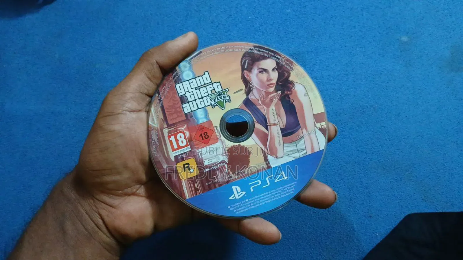 Ps4 Fat Non Craqué 1 Cd + 2 Manettes Casque Gamer