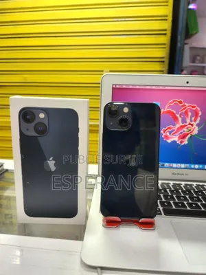 Photo - Apple iPhone 13 Mini 128 GB Black