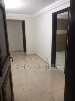 1chbre Studio dans Cocody à Louer