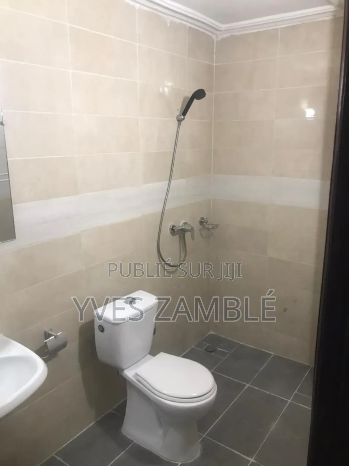 1chbre Studio dans Cocody à Louer