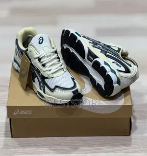 Photo - Asics Gel Basket