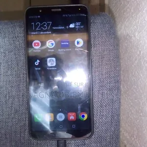 Photo - Huawei Y9 2018 64 GB Blue