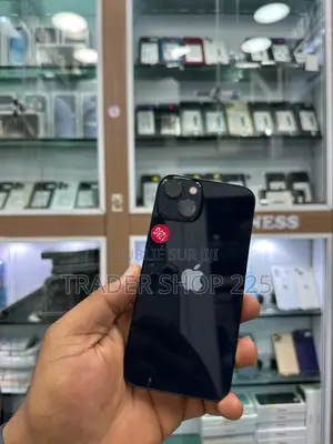 New Apple iPhone 13 128 GB Black