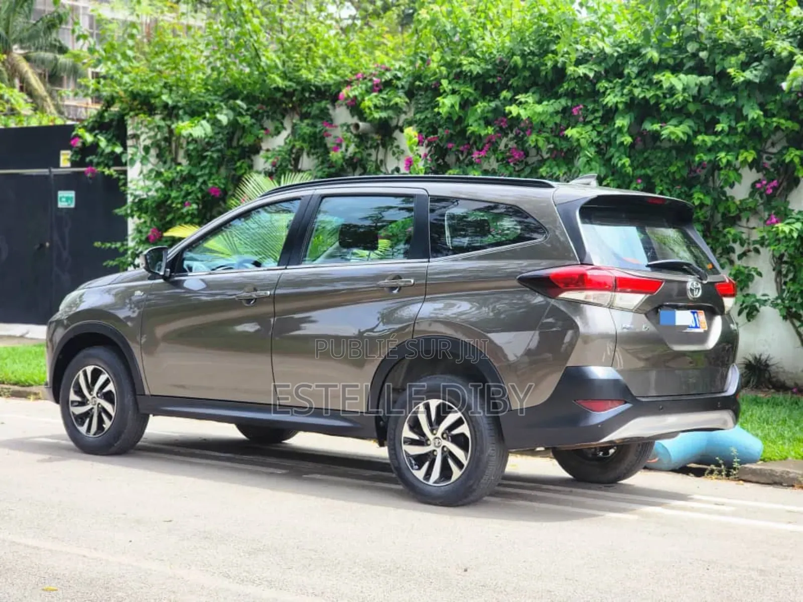 Toyota Rush 2020 Marron