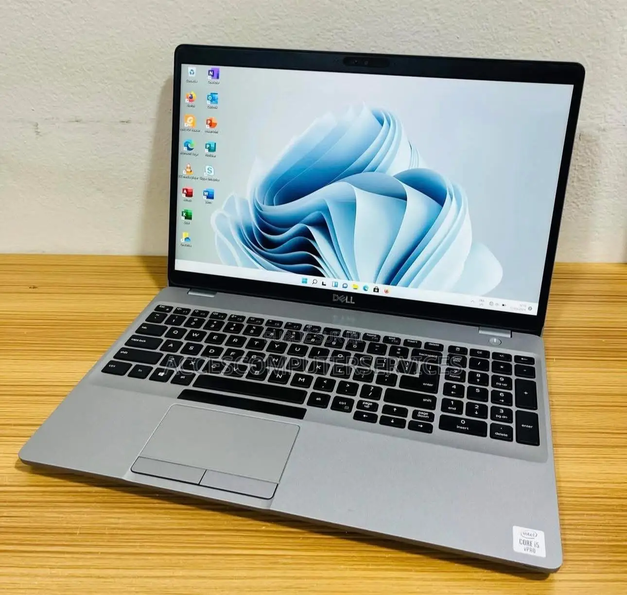 Ordinateur Portable Dell Latitude 5510 16GB Intel Core I5 SSD 512GB