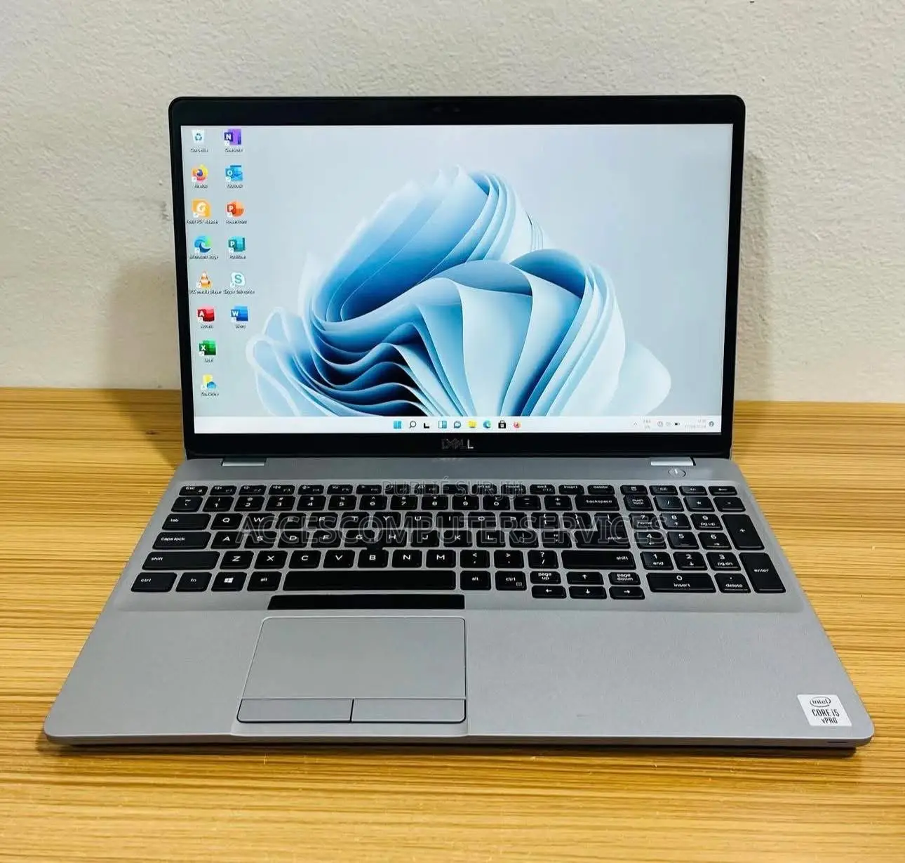 Ordinateur Portable Dell Latitude 5510 16GB Intel Core I5 SSD 512GB