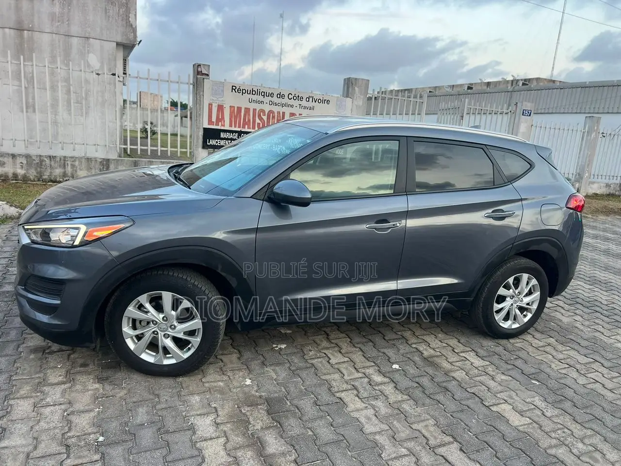 Hyundai Tucson SE 2022 Gris