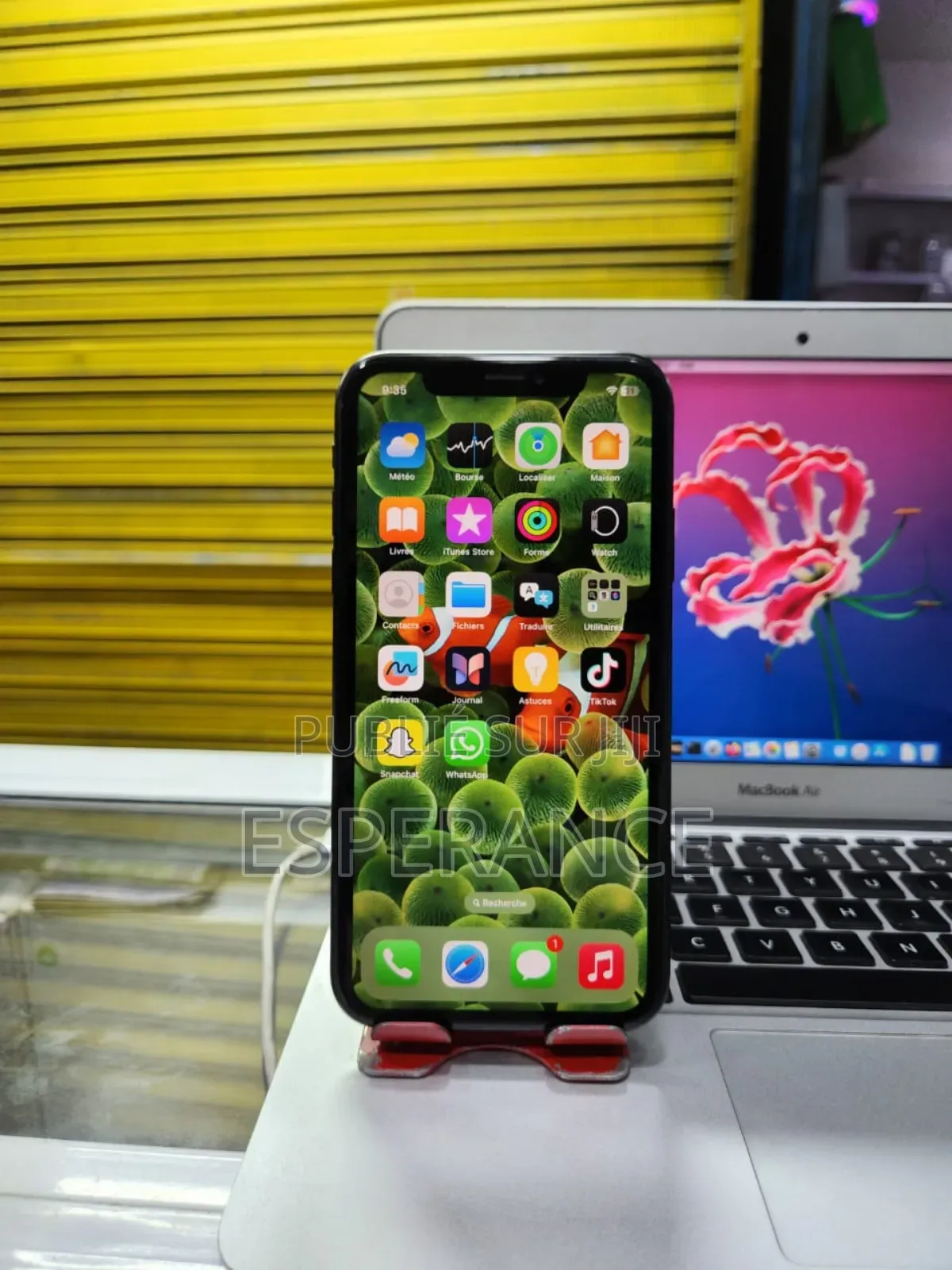 Apple iPhone XR 64 GB Black