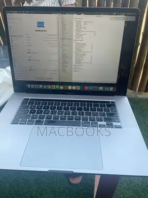 New Apple MacBook Pro 2019 16GB Intel Core I7 SSD 512GB