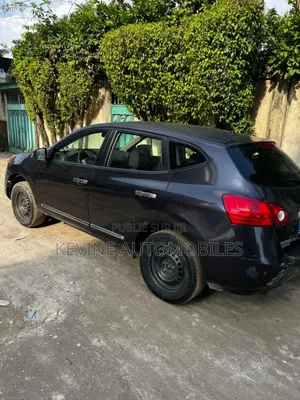 Nissan Rogue S 4dr SUV (2.5L 4cyl CVT) 2014 Black