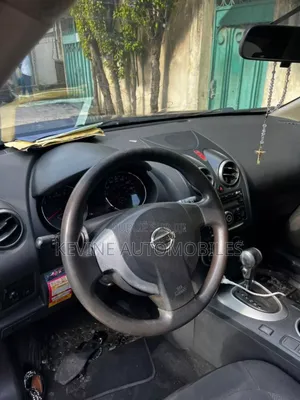 Nissan Rogue S 4dr SUV (2.5L 4cyl CVT) 2014 Black