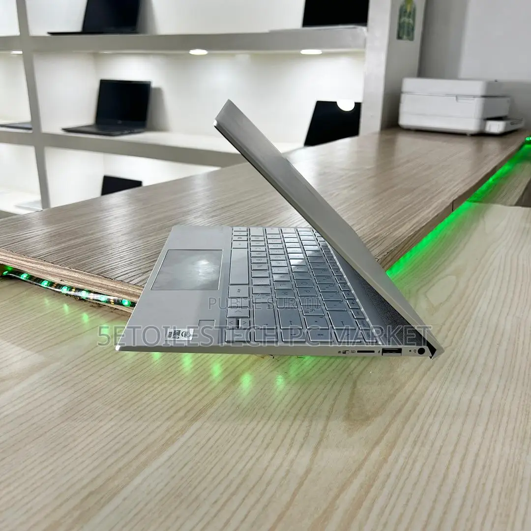 New Ordinateur Portable HP Envy 13 8GB Intel Core I7 SSD 256GB