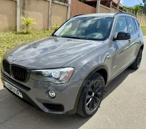 Photo - BMW X3 xDrive28i AWD 2017 Gris
