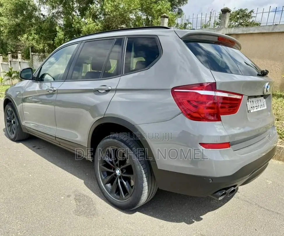 BMW X3 xDrive28i AWD 2017 Gris