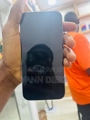 Photo - New Apple iPhone 14 Pro Max 256 GB Black