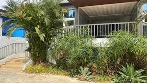 Furnished 14chbre Duplex dans Zié Multi-Service, Deux Plateaux à Vendre