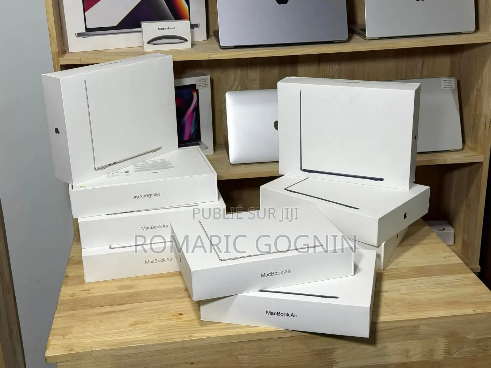 New Apple MacBook Air 2022 M2 16GB Apple M2 SSD 256GB