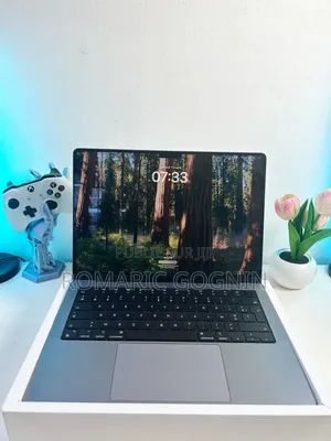 New Apple MacBook Pro 2023 M3 14-Inch 8GB Apple M3 Pro SSD 1T