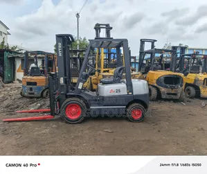 Chariots Élévateur en Vente