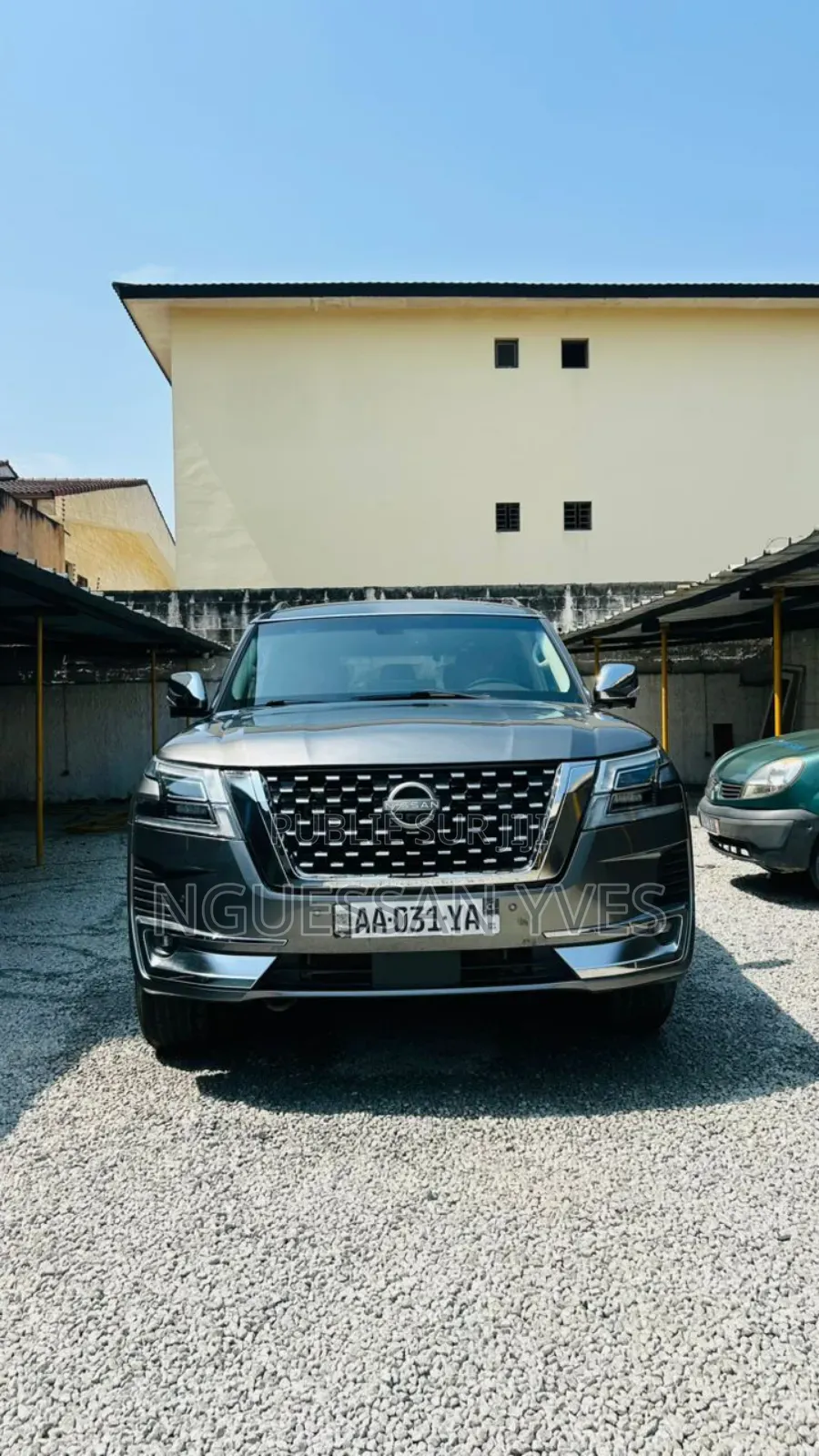 Nissan Armada 2020 Gris
