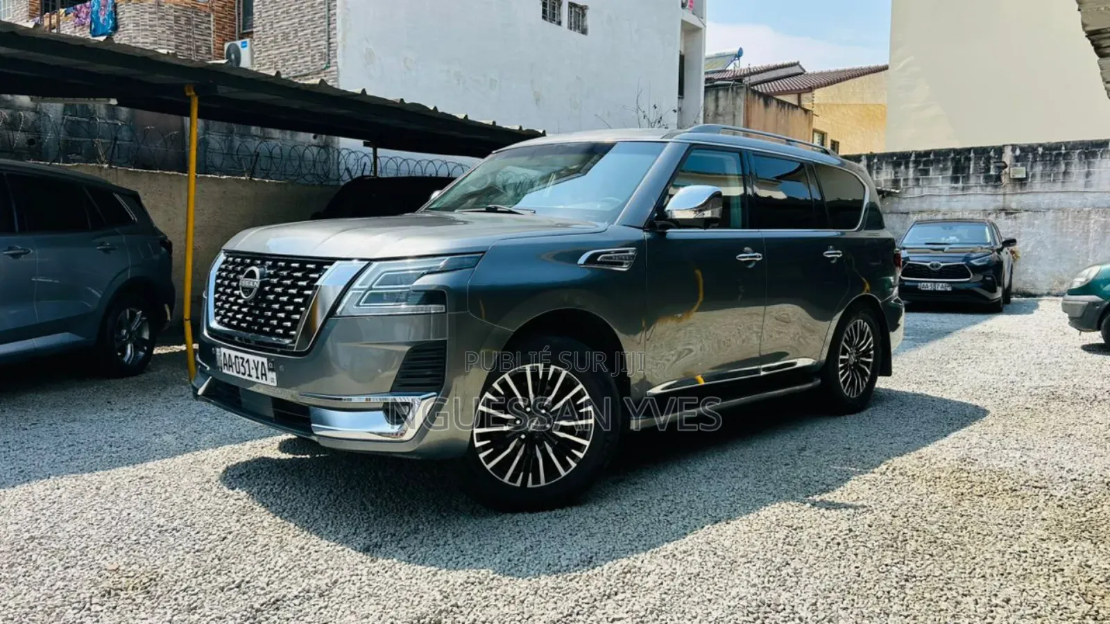 Nissan Armada 2020 Gris