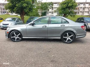 Mercedes-Benz C350 2009 Gris