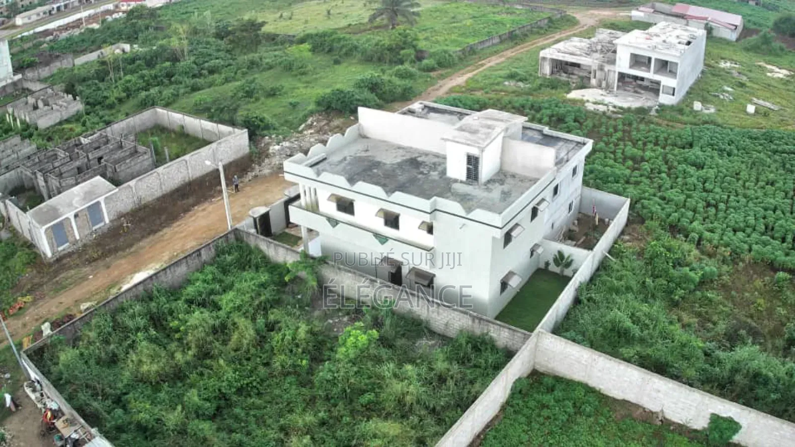 3chbre Duplex dans Villa Duplex, Bingerville à Vendre