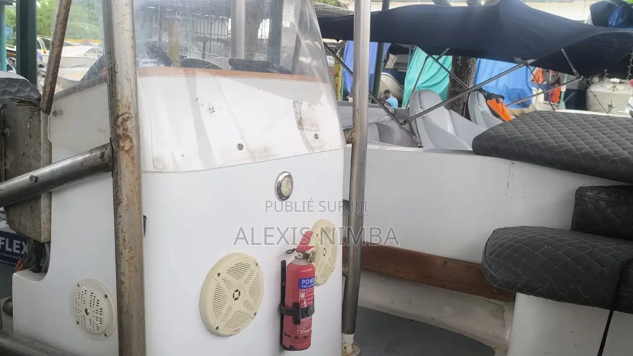 Coque D’Origine en Vente Avec Chariot Opportunité À Saisir