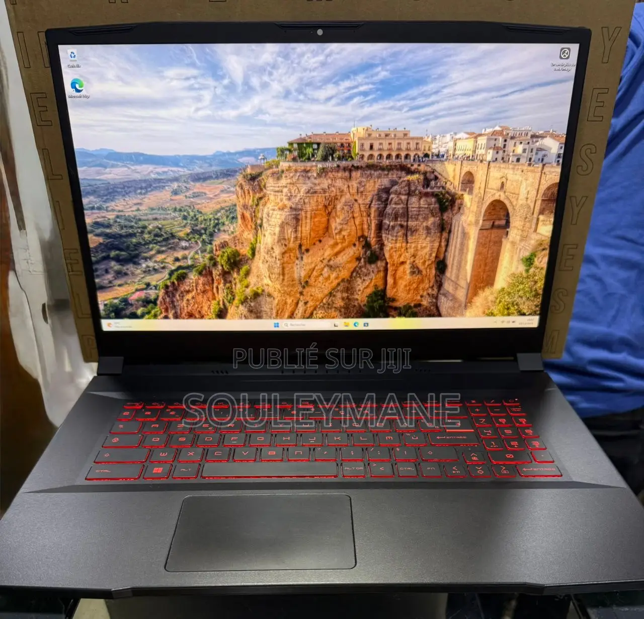 New Ordinateur Portable MSI Katana 17 16GB Intel Core I7 SSD 1T