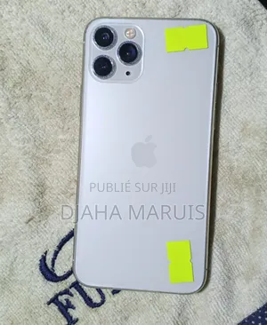 Photo - Apple iPhone 11 Pro 64 GB Blanc