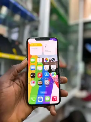 Apple iPhone 11 Pro Max 64 GB Or rose