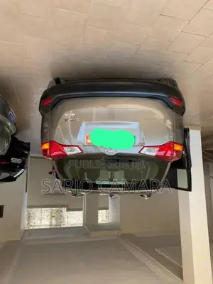 Photo - Toyota RAV4 2016 Blue