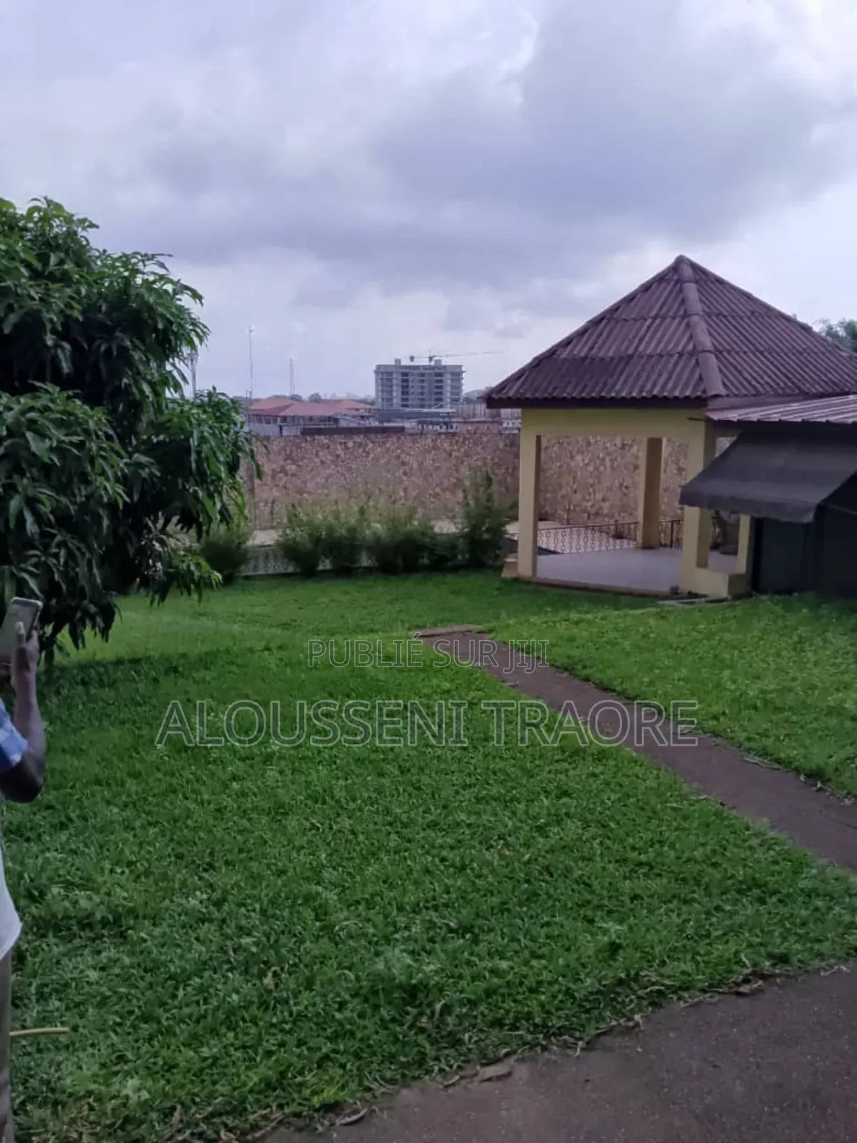 8chbre Duplex dans Tas Btp Entreprise, Cocody à Vendre