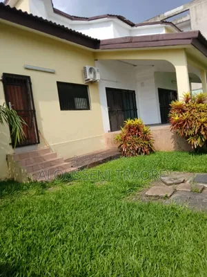 8chbre Duplex dans Tas Btp Entreprise, Cocody à Vendre