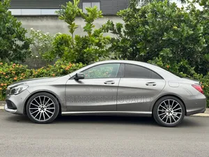 Mercedes-Benz CLA-Class CLA 200 d 4MATIC Sedan 2017 Noir Mat
