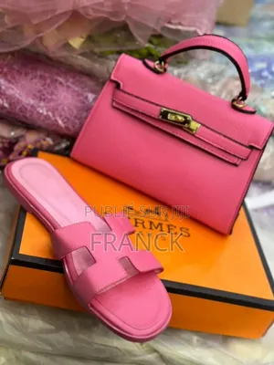 Des Sandales Pour Femmes